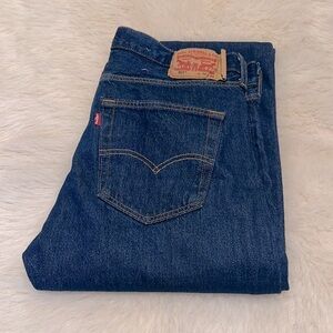 NWOT Levi’s jeans